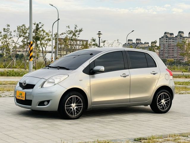 TOYOTA豐田 YARIS  第1張相片