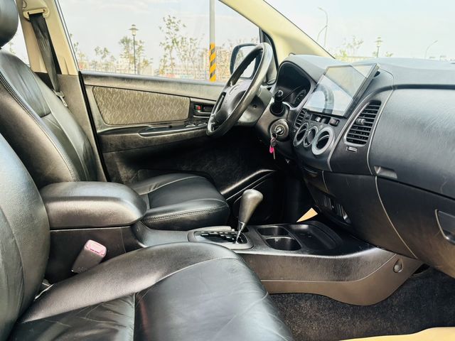 TOYOTA豐田 INNOVA  第8張相片