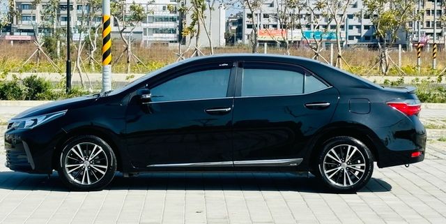 TOYOTA豐田 ALTIS  第12張相片