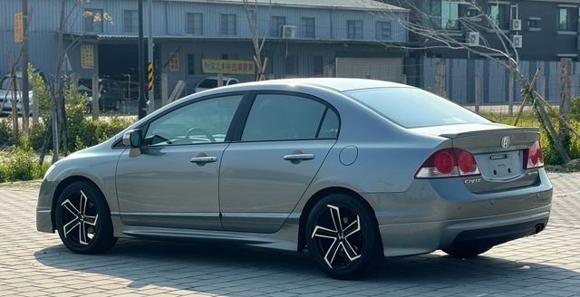HONDA本田 CIVIC  第2張相片