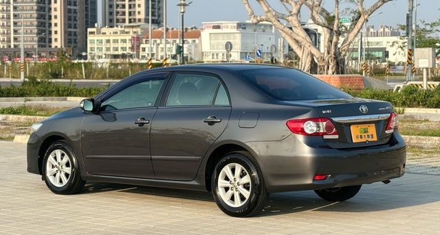 TOYOTA豐田 ALTIS  第2張相片