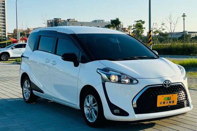 TOYOTA豐田 SIENTA  第2張相片