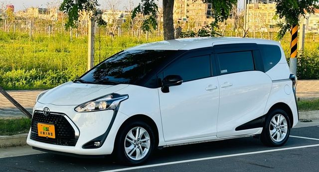 TOYOTA豐田 SIENTA  第3張相片