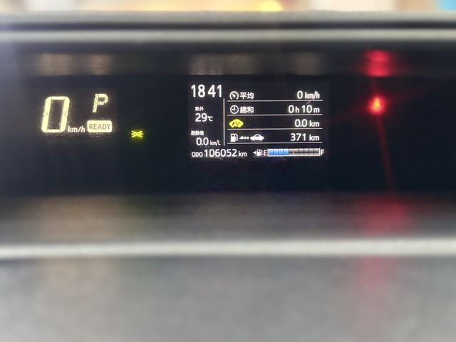 TOYOTA豐田 PRIUS C  第5張相片