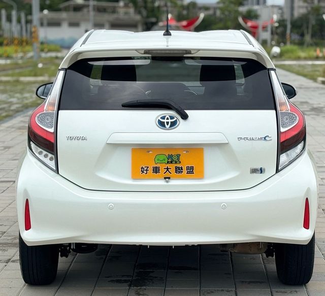 TOYOTA豐田 PRIUS C  第12張相片