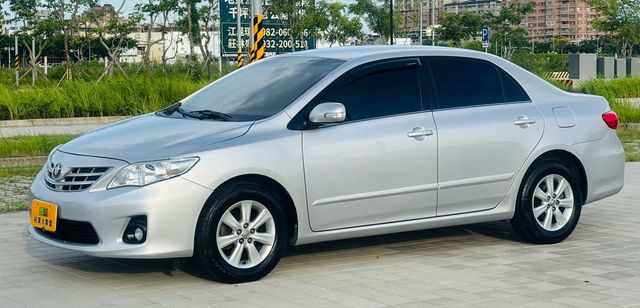 TOYOTA豐田 ALTIS  第3張相片