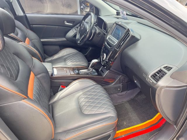 LUXGEN納智捷 U6 TURBO  第10張相片