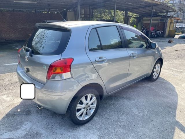 TOYOTA豐田 YARIS  第2張相片