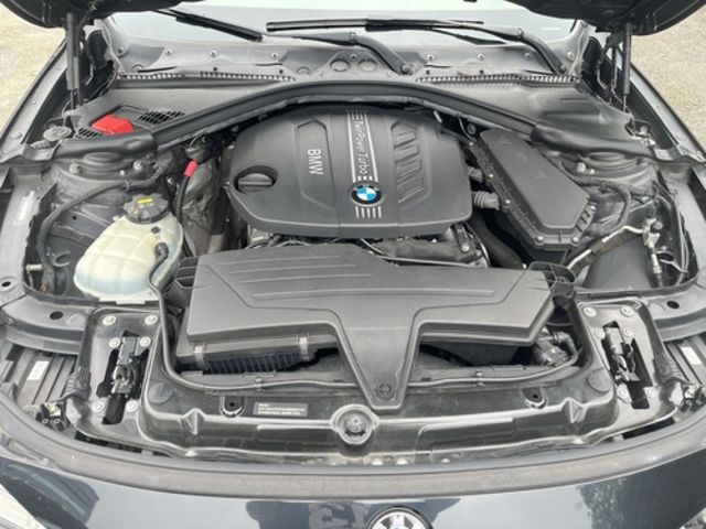 BMW寶馬 318D SEDAN  第6張相片