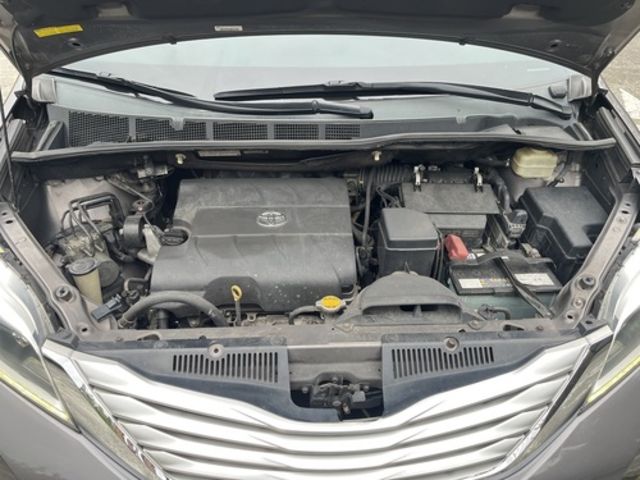TOYOTA豐田 SIENNA  第6張相片