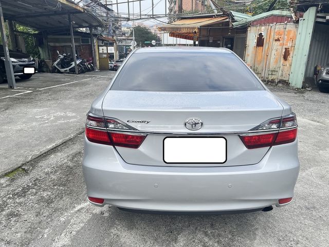 TOYOTA豐田 CAMRY  第4張相片