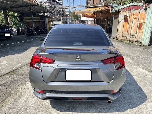MITSUBISHI三菱 LANCER  第7張相片