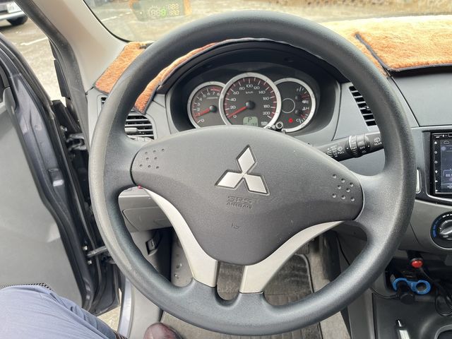 MITSUBISHI三菱 ZINGER  第8張相片