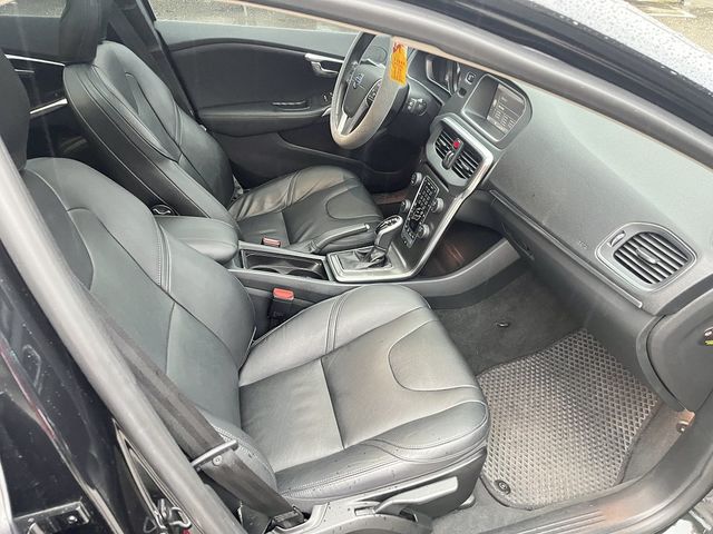 VOLVO富豪 V40  第10張相片