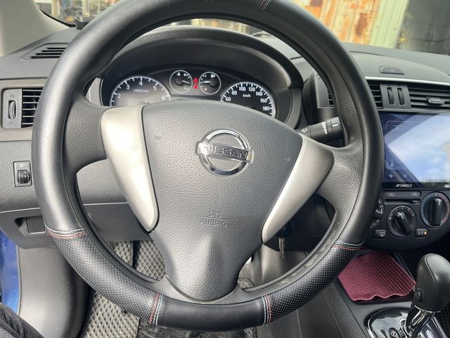 NISSAN日產 TIIDA  第8張相片