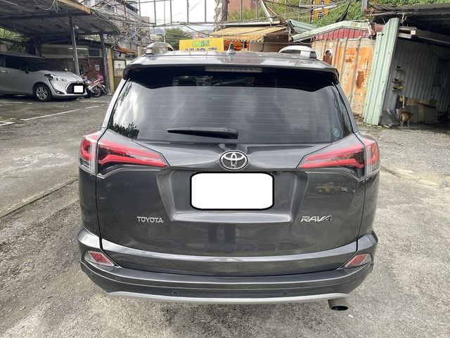 TOYOTA豐田 RAV4  第4張相片