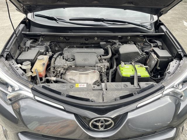 TOYOTA豐田 RAV4  第6張相片