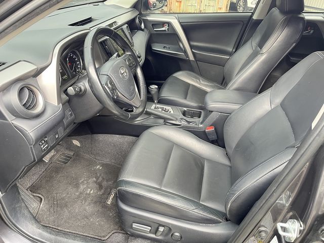 TOYOTA豐田 RAV4  第7張相片