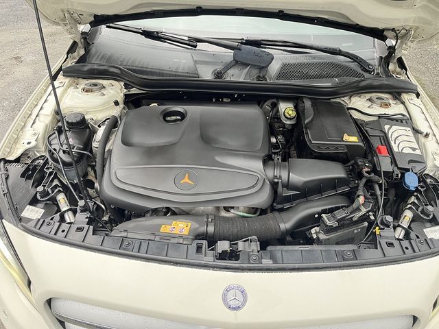 M-BENZ賓士 GLA200  第6張相片