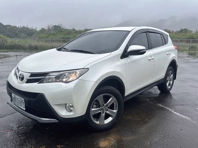 TOYOTA豐田 RAV4  第1張相片