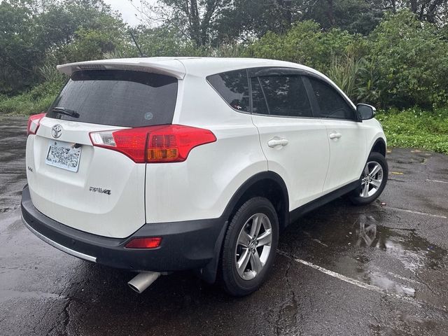 TOYOTA豐田 RAV4  第2張相片