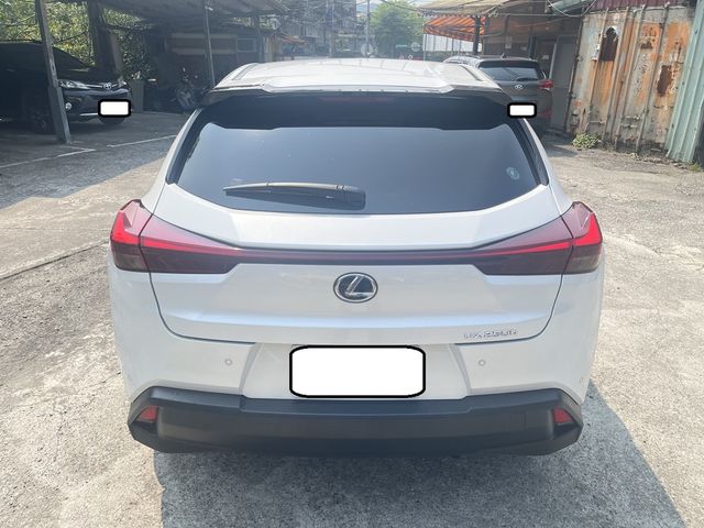 LEXUS凌志 UX250H  第4張相片