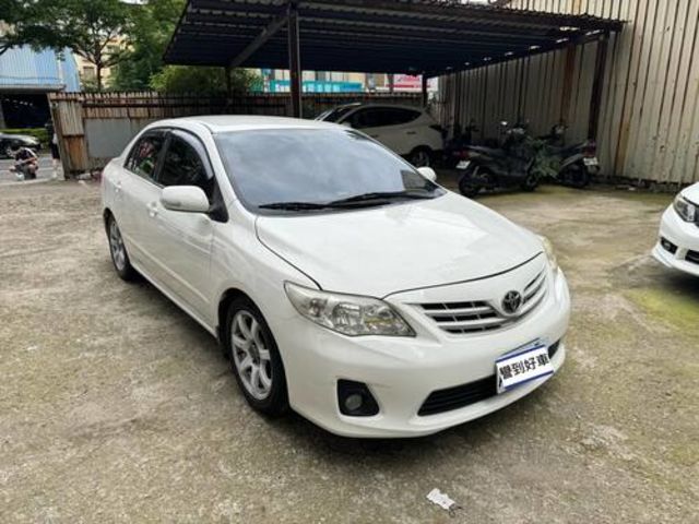 TOYOTA豐田 ALTIS  第2張相片