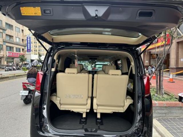 TOYOTA豐田 ALPHARD  第7張相片