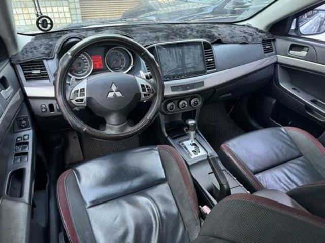 MITSUBISHI三菱 LANCER IO  第5張相片