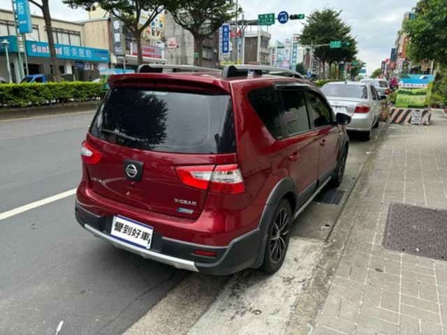 NISSAN日產 LIVINA  第3張相片