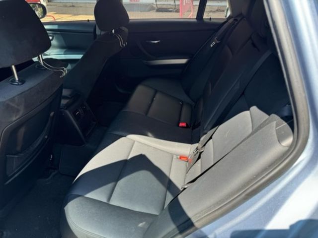 BMW寶馬 320D TOURING  第7張相片