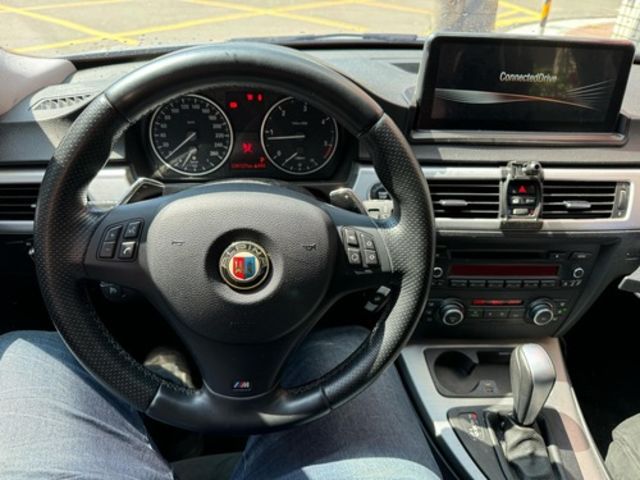BMW寶馬 320D TOURING  第8張相片