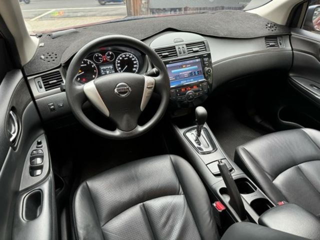 NISSAN日產 TIIDA  第5張相片