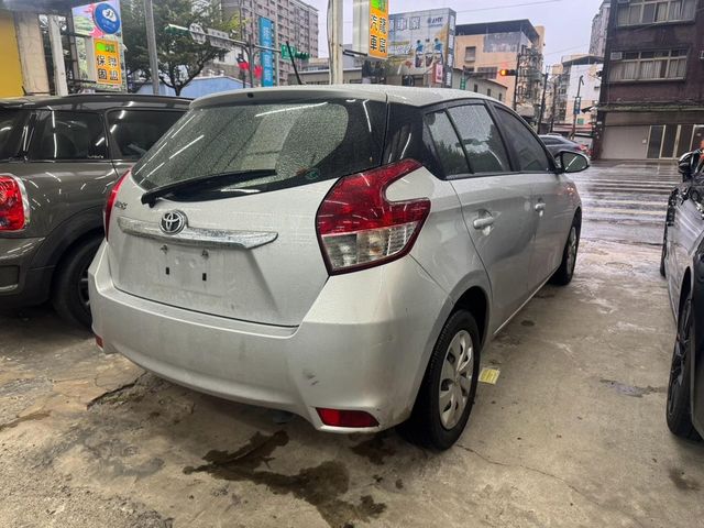 TOYOTA豐田 YARIS  第3張相片