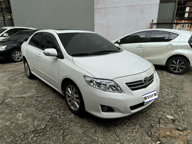 TOYOTA豐田 ALTIS  第2張相片