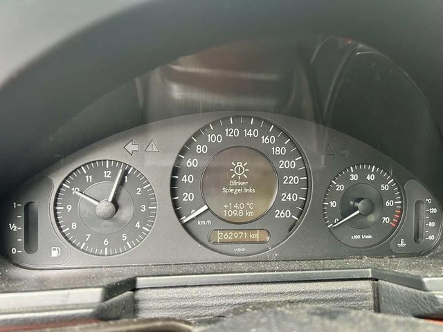 M-BENZ賓士 E200K  第8張相片