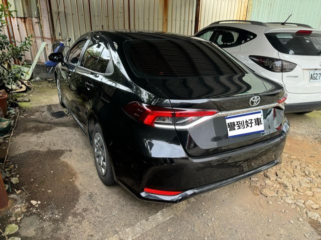 TOYOTA豐田 ALTIS  第3張相片