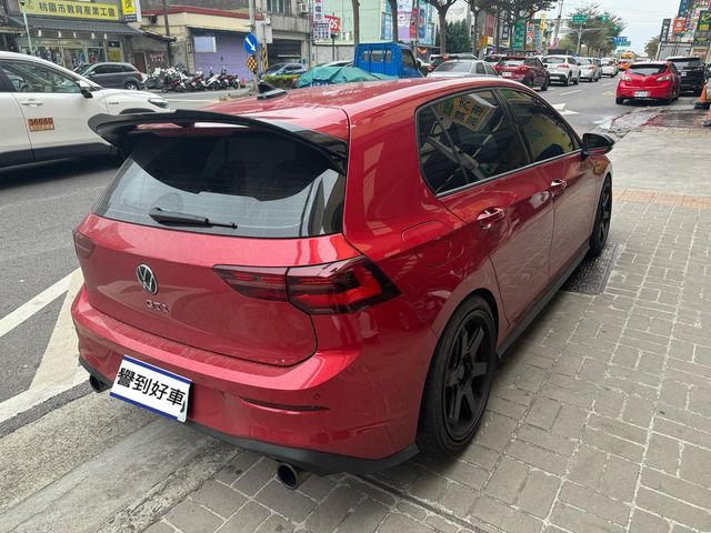 VOLKSWAGEN福斯 GOLF GTI  第4張相片