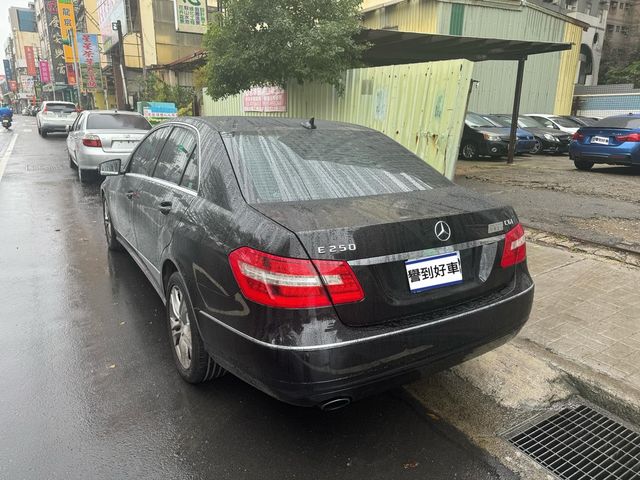 M-BENZ賓士 E250  第3張相片