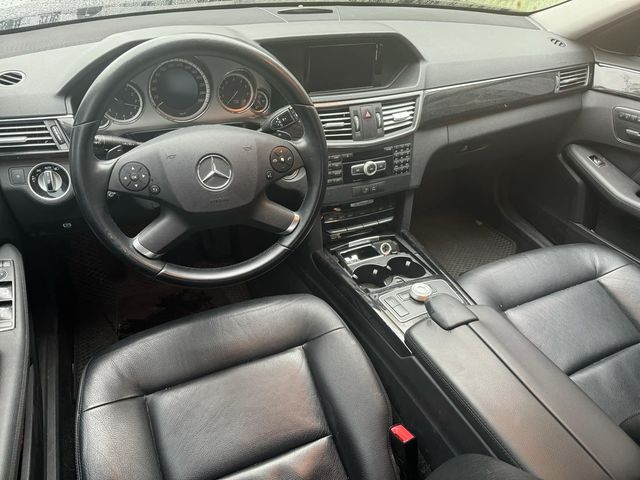 M-BENZ賓士 E250  第5張相片