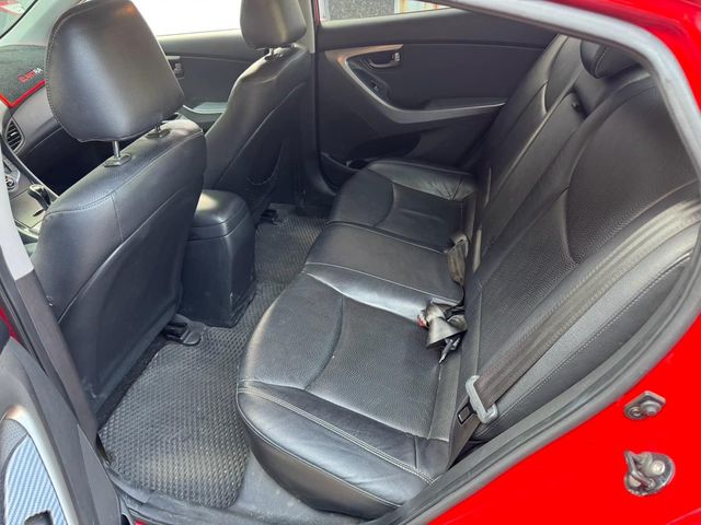 HYUNDAI現代 ELANTRA  第11張相片
