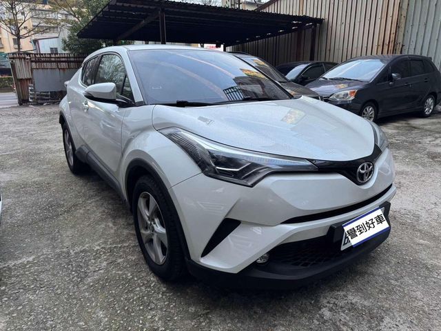 TOYOTA豐田 C-HR  第3張相片