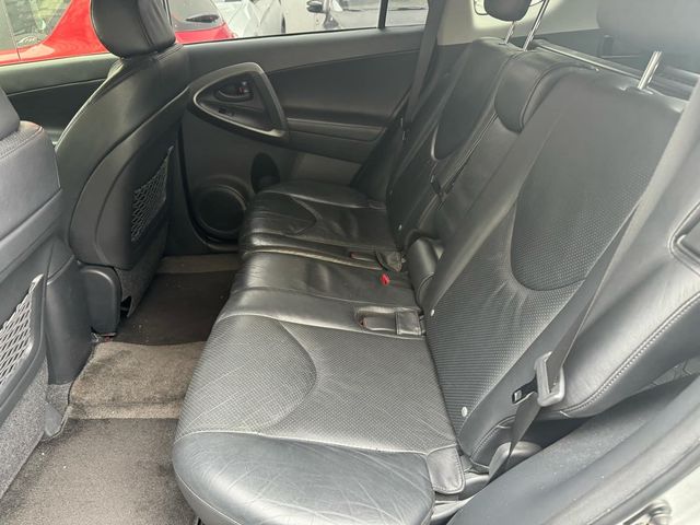 TOYOTA豐田 RAV4  第11張相片