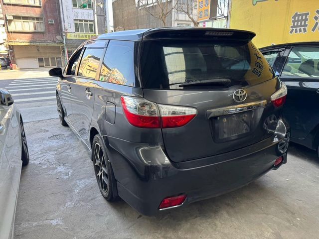 TOYOTA豐田 WISH  第4張相片