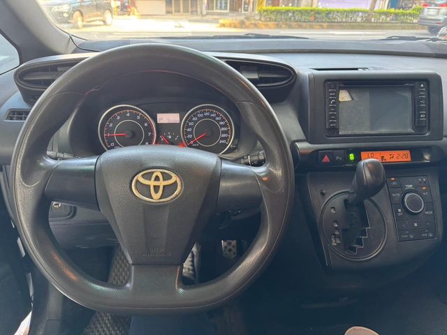 TOYOTA豐田 WISH  第8張相片