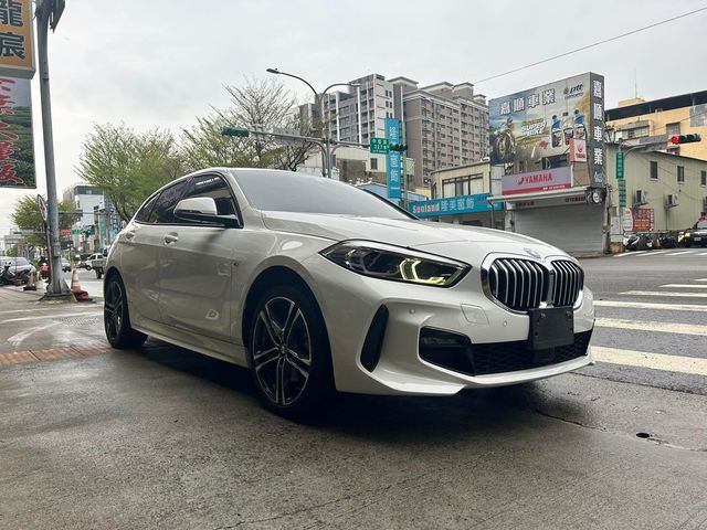 BMW寶馬 118I  第3張相片