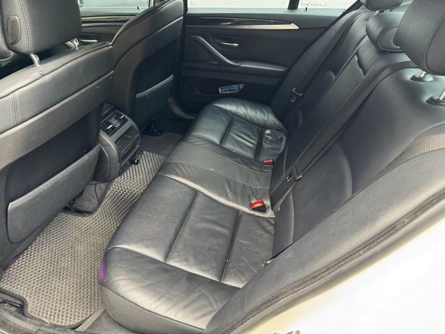 BMW寶馬 523I  第6張相片