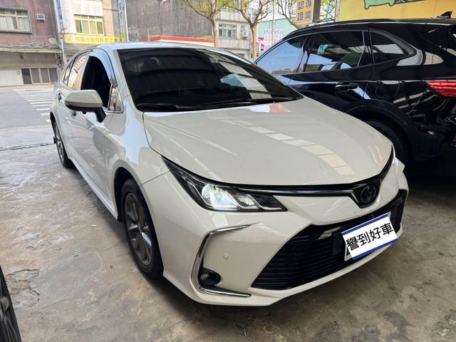 TOYOTA豐田 ALTIS  第2張相片