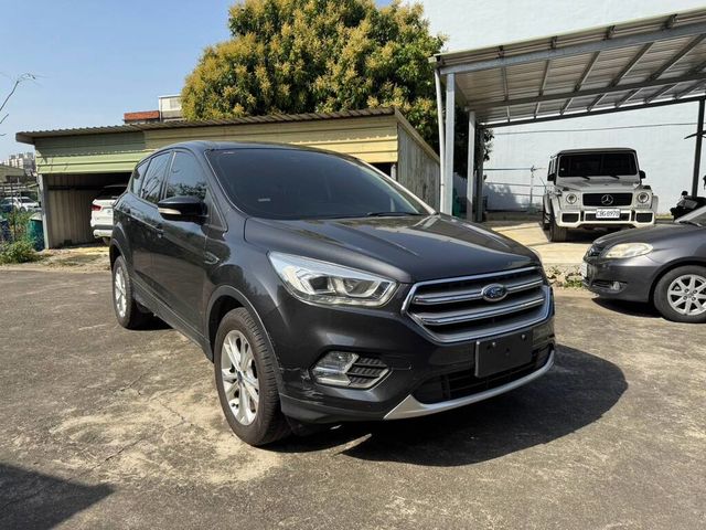 FORD福特 KUGA  第2張相片