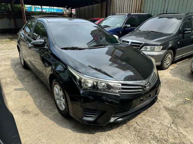 TOYOTA豐田 ALTIS  第2張相片